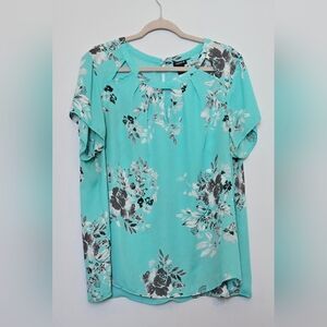 Torrid Turquoise Floral Keyhole Short Sleeve Blouse size 2X